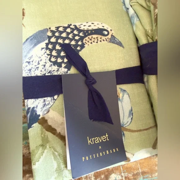 Pottery Barn Kravet Meadowlark Reversible Duvet Cover & Shams, NWT, Retail $379 - Picture 5 of 8